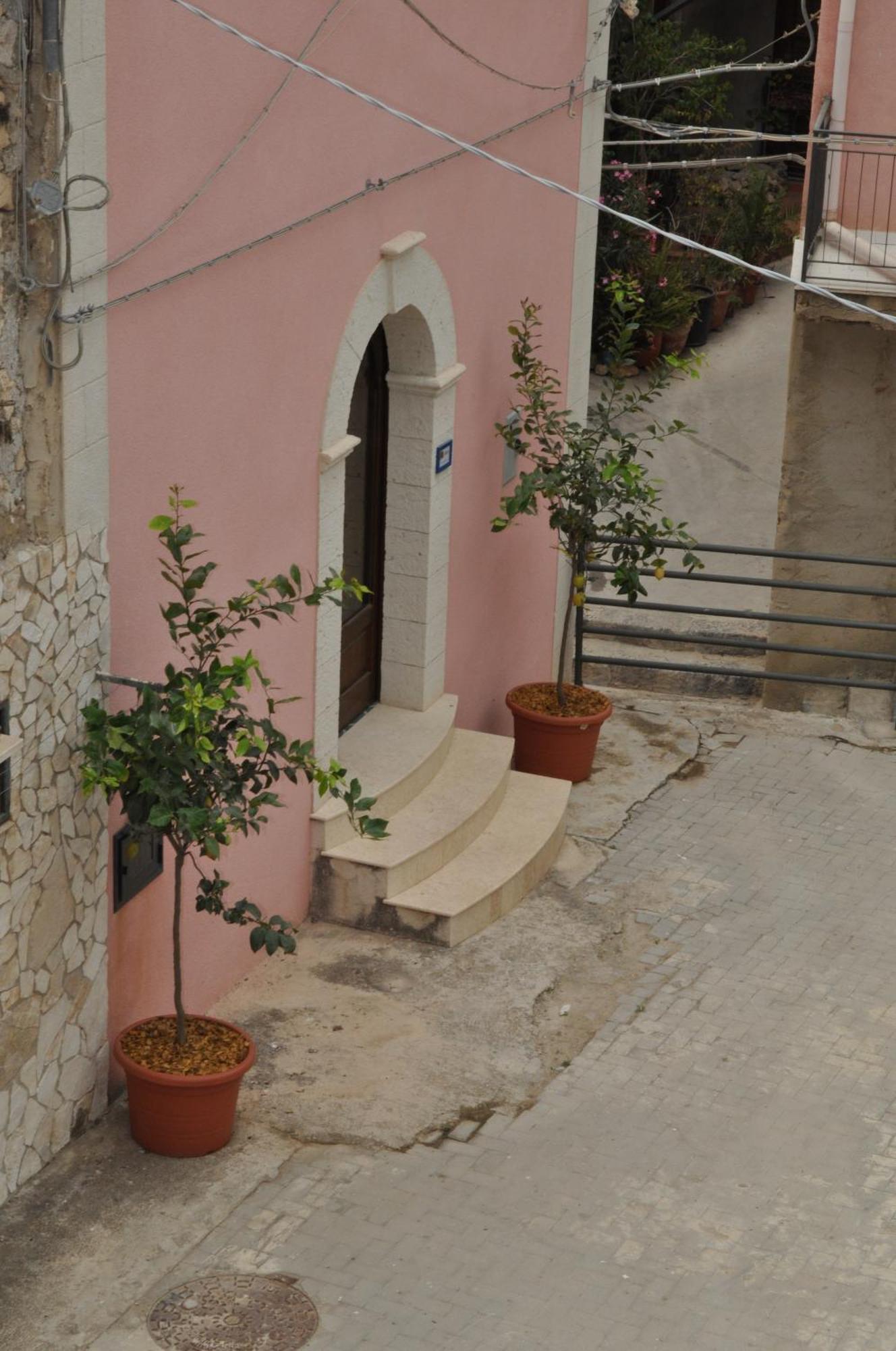 Case Albergo Al Cortiletto Licata Exteriér fotografie